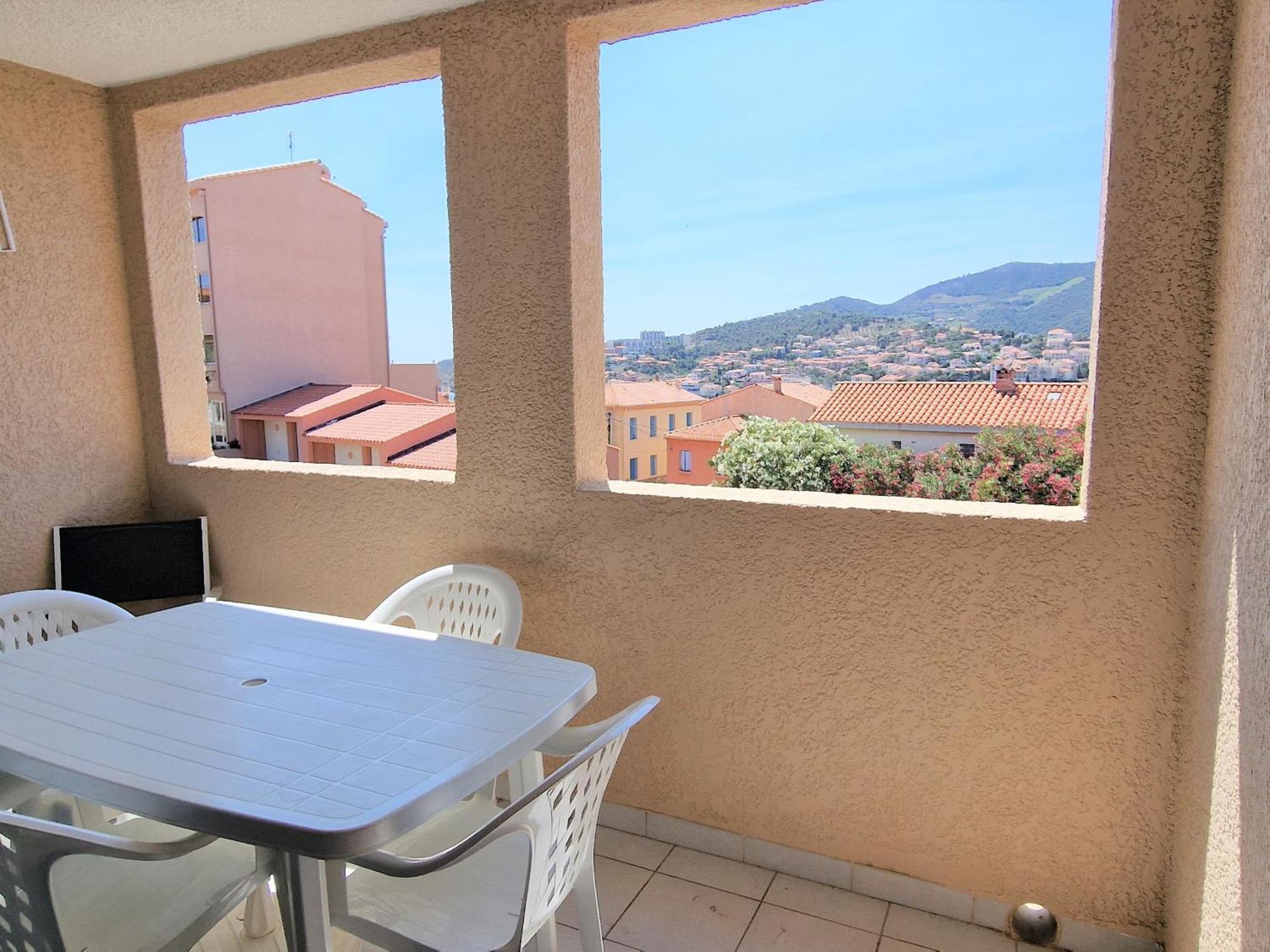 Banyuls-Sur-Mer: T2 Avec Terrasse Couverte Et Parking Privatif - Fr-1-309-146 Eksteriør bilde